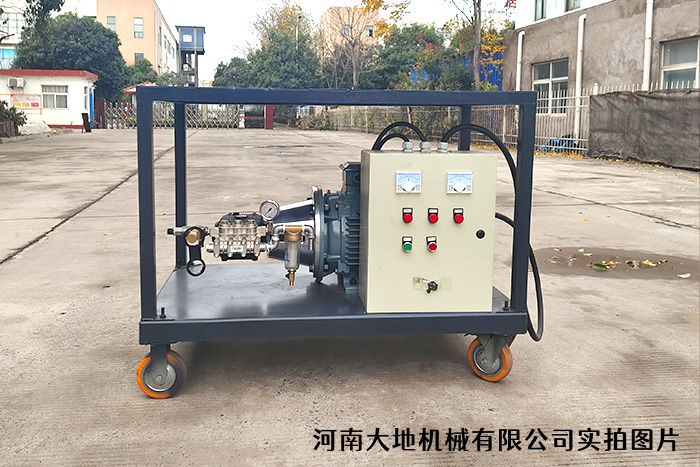 二手設(shè)備翻新除銹、除漆清洗機(jī)