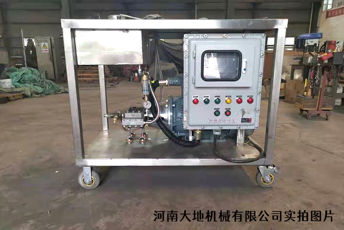 工業(yè)設(shè)備、鋼結(jié)構(gòu)、油污、氧化皮清洗機(jī)